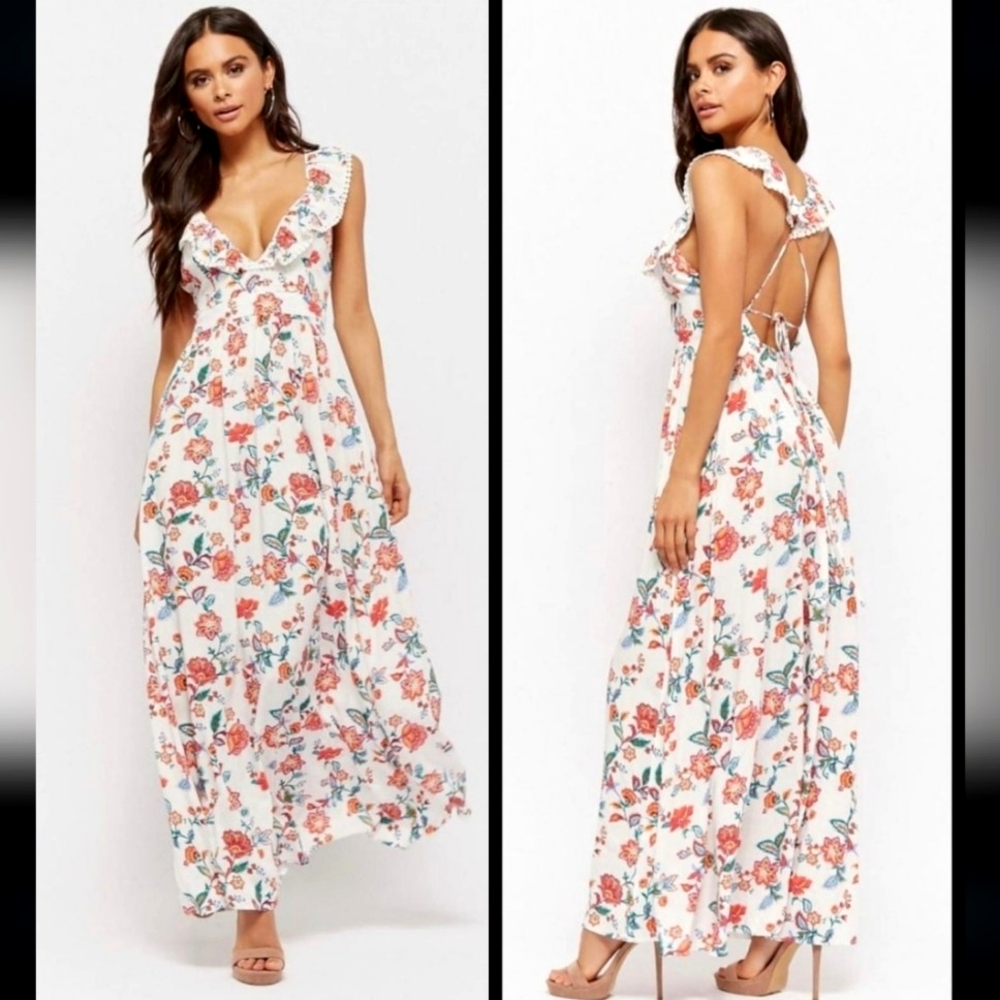 NWOT Forever 21 Maxi Dress Plunge Neck Ruffle Strappy Cross Back Flowy Floral